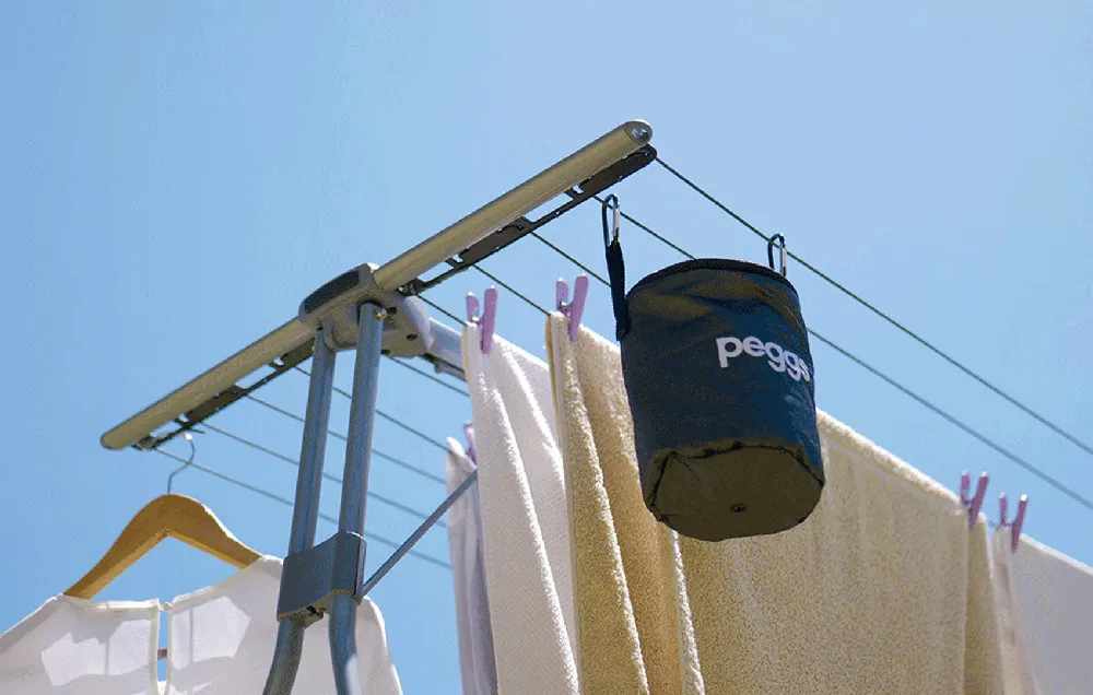 Peggs Portable Clothesline with Peg Bag